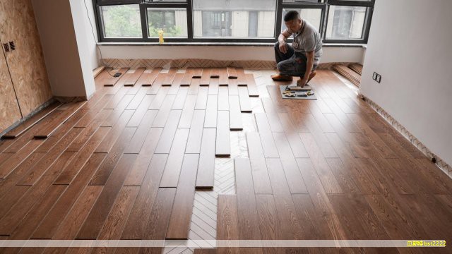 衣柜在家居装修中兼具储物功能与美观效果。下面整理了全屋定制衣柜的八条要点,结合实拍感受,供你参考选型与搭配。 衣柜在家居装修中兼具储物功能与美观效果。下面整理了全屋定制衣柜的八条要点,结合实拍感受,供你参考选型与搭配。