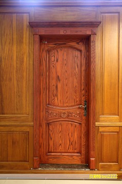 在资源日益紧缺的现实下,木材在国民经济中的地位日益突出。市场对人造板、锯材、防腐木、家具、定制衣柜等需求旺盛,推动木材加工产业不断升级,现代林业体系也随之提质增效。 在资源日益紧缺的现实下,木材在国民经济中的地位日益突出。市场对人造板、锯材、防腐木、家具、定制衣柜等需求旺盛,推动木材加工产业不断升级,现代林业体系也随之提质增效。