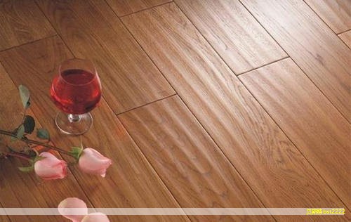 中国古代建筑以木结构为主，梁架体系丰富多样，常见的主要形式包括抬梁式、穿斗式、抬梁穿斗结合式、井干式和干栏式。下述对这些梁架结构及其构件的作用作简要梳理。