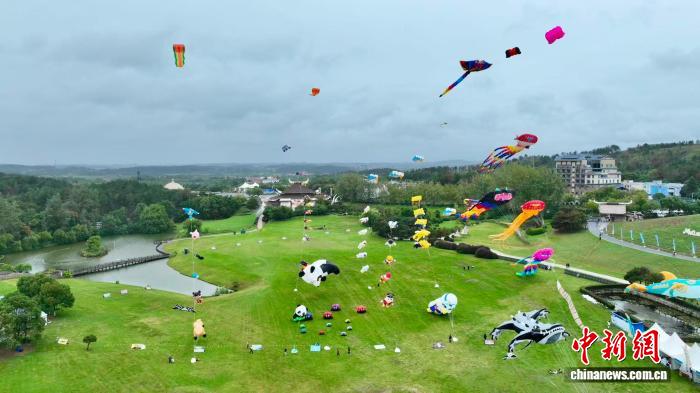 武汉首次承办风筝世界杯：黄陂迎来全球顶尖选