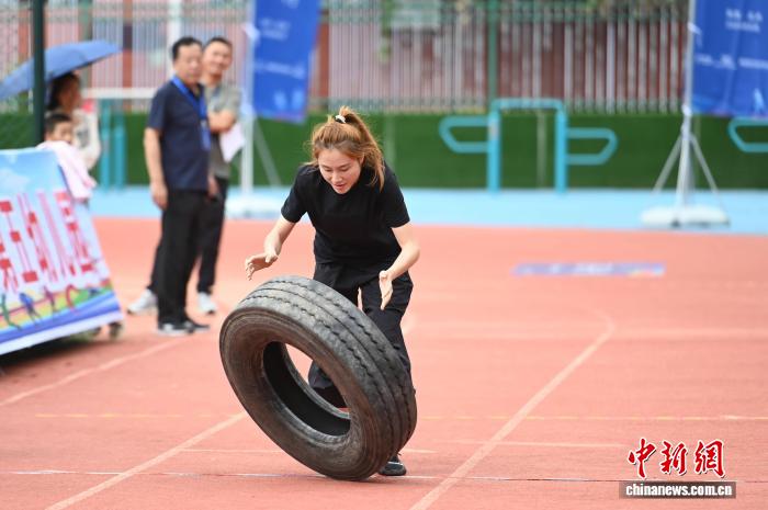 1200余名选手参与陕西省体能大赛预选赛 赛场上演