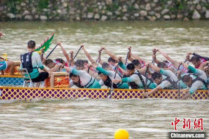 2025广东龙舟赛恩平开赛 赛事结果揭晓