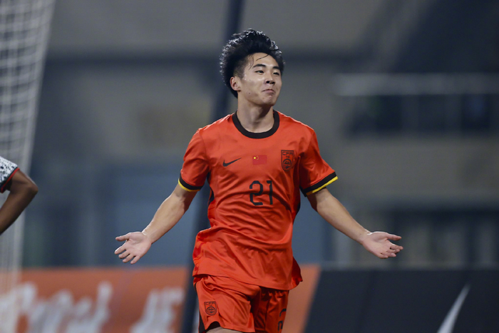 17岁金童帅惟浩因身份转换暂别蓉城赛场