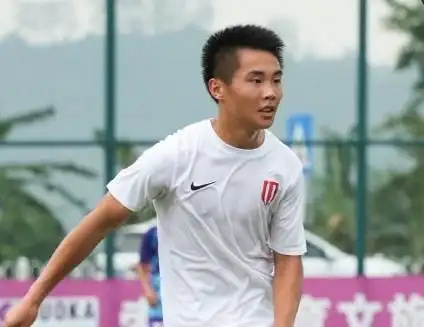 17岁金童帅惟浩因身份转换暂别蓉城赛场