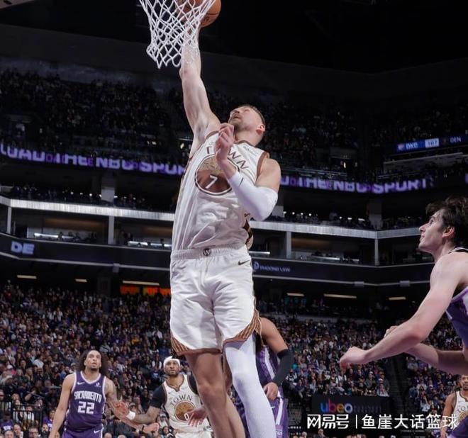 勇士惜败国王库里复出难挽颓势 科尔仍信附加赛